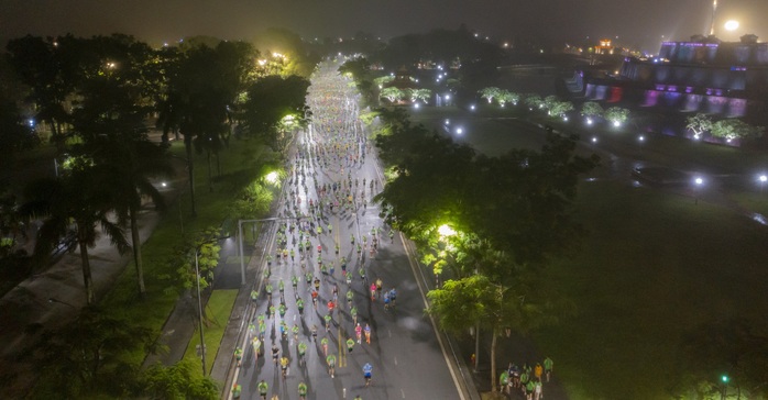 Huế náo nhiệt với giải chạy VnExpress Marathon Imperial Hue 2023 - Ảnh 9.