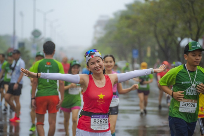 Huế náo nhiệt với giải chạy VnExpress Marathon Imperial Hue 2023 - Ảnh 14.