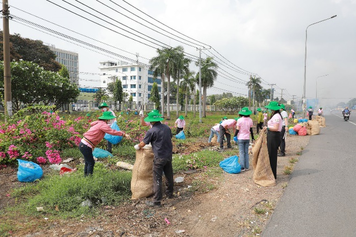 C.P. Việt Nam hưởng ứng “Ngày trái đất năm 2023” - Ảnh 2. C.P. Việt Nam hưởng ứng “Ngày trái đất năm 2023” - Ảnh 2.