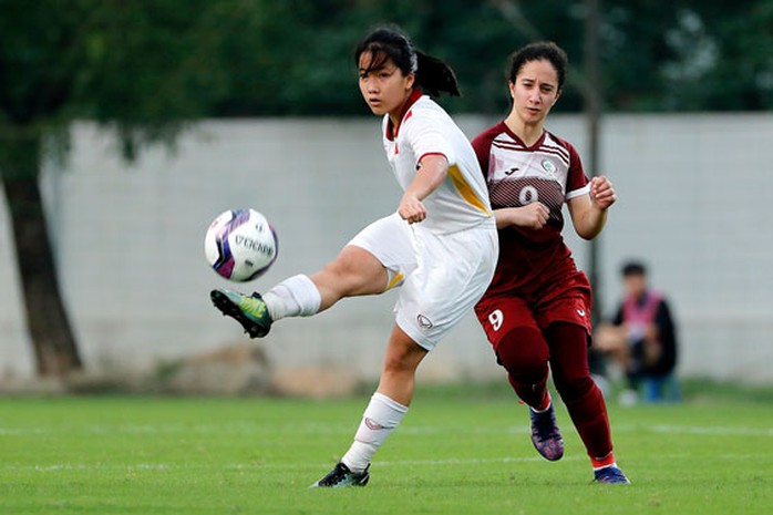 U17 nữ Việt Nam phấn đấu đi tiếp tại Asian Cup - Ảnh 1.