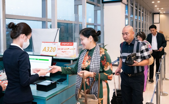 Vietjet mở đường bay thẳng giữa Cần Thơ và Vân Đồn - Ảnh 2. Vietjet mở đường bay thẳng giữa Cần Thơ và Vân Đồn - Ảnh 2.
