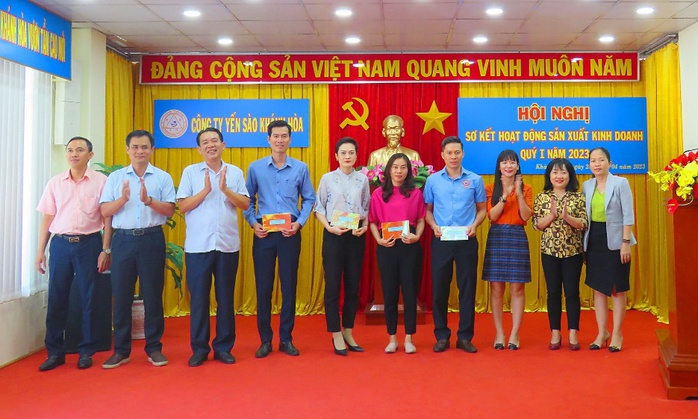 Công ty Yến sào Khánh Hòa hoàn thành kế hoạch Quý I/2023 - Ảnh 2. Công ty Yến sào Khánh Hòa hoàn thành kế hoạch Quý I/2023 - Ảnh 2.