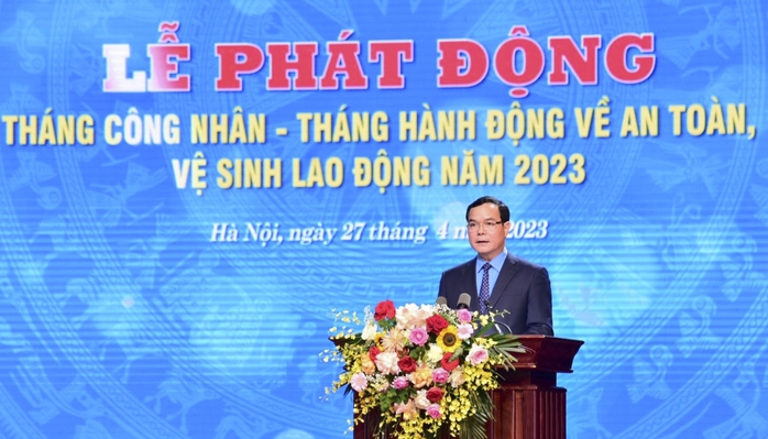 Thủ tướng phát động Tháng Công nhân - Tháng hành động về An toàn vệ sinh lao động năm 2023 - Ảnh 2.