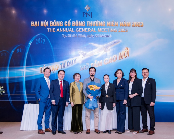 PNJ vượt “gió ngược” để tiếp tục tăng trưởng trong 2023 - Ảnh 5. PNJ vượt “gió ngược” để tiếp tục tăng trưởng trong 2023 - Ảnh 5.