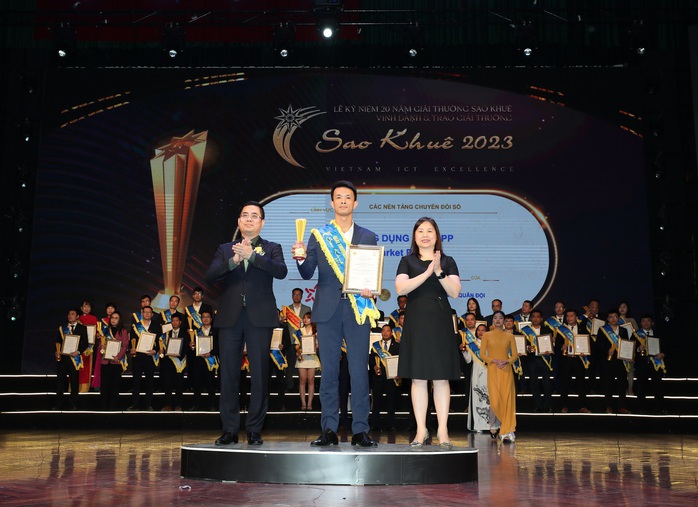 MB tiếp tục ghi danh tại giải thưởng Sao Khuê 2023 - Ảnh 1.