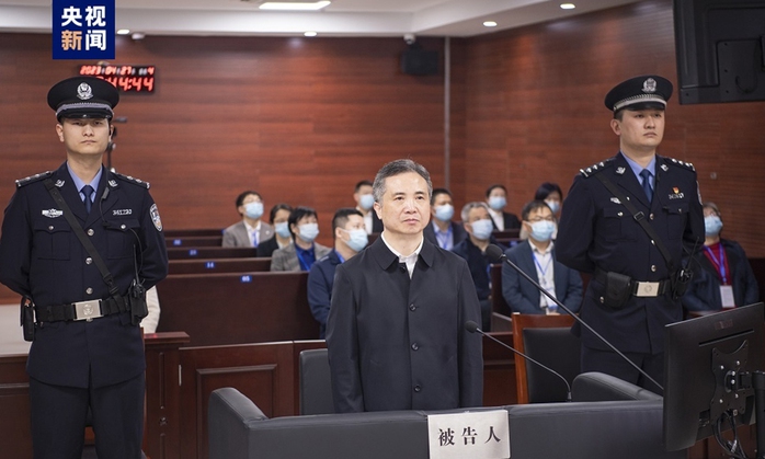 Trung Quốc: Cái kết đắng cho quan chức nghi nhận 28 triệu USD từ công ty của Jack Ma - Ảnh 1.