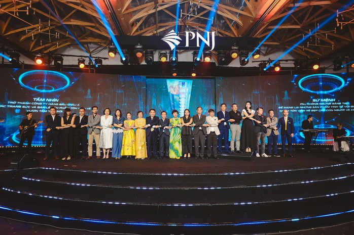 PNJ và sự nghiệp 35 năm làm rạng danh ngành kim hoàn Việt Nam - Ảnh 5.