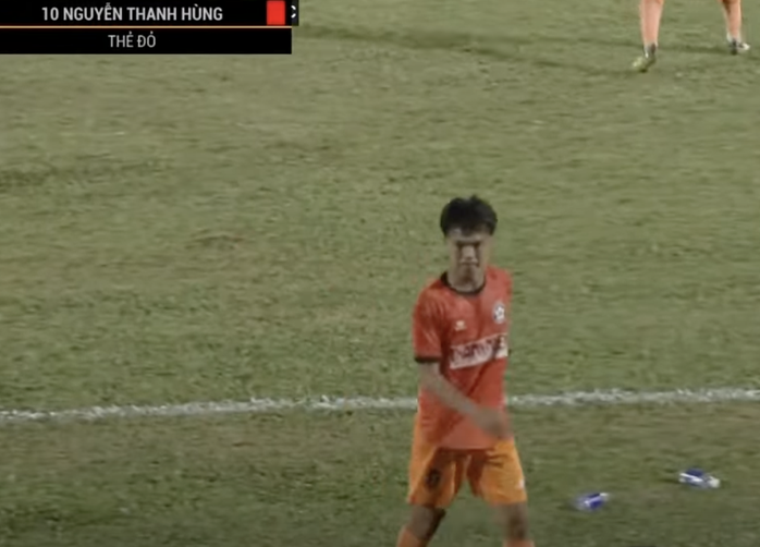 U19 VĐQG 2023: Cầu thủ U19 Đà Nẵng lại nhận thẻ đỏ, Viettel vẫn bị loại - Ảnh 1.