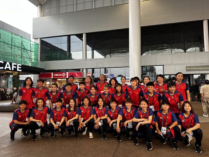 SEA Games 32: Huỳnh Như và tuyển nữ Việt Nam có mặt tại Campuchia - Ảnh 1.