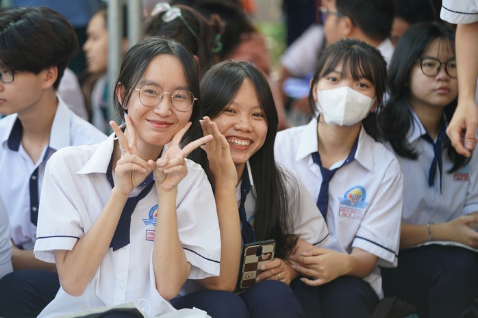Đưa trường học đến thí sinh tại Ninh Thuận: Không có nghề hot, chỉ có con người hot - Ảnh 1.