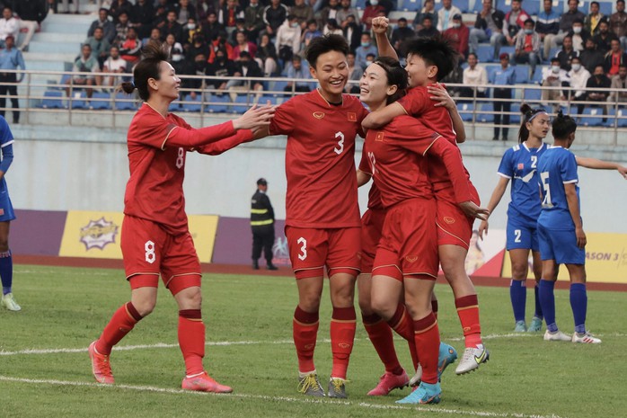 Huỳnh Như và đồng đội giành quyền vào vòng loại 2 bóng đá nữ Olympic 2024 - Ảnh 3.