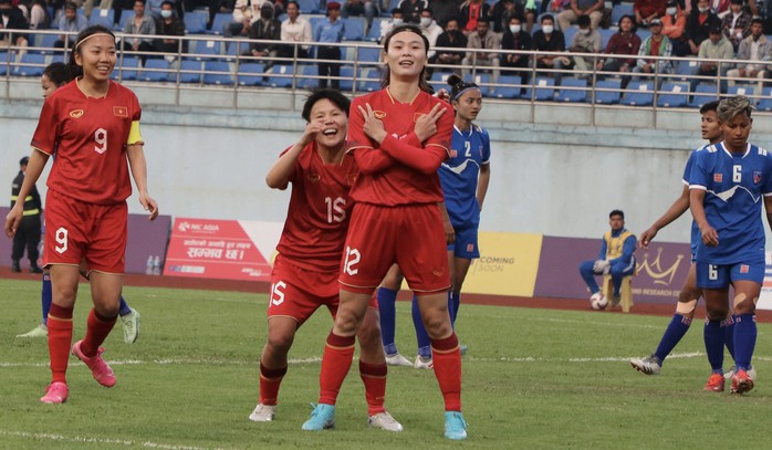Huỳnh Như và đồng đội giành quyền vào vòng loại 2 bóng đá nữ Olympic 2024 - Ảnh 1.