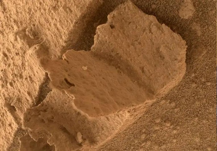 NASA công bố ảnh sốc: Quyển sách đá bí ẩn trên Sao Hỏa - Ảnh 1.