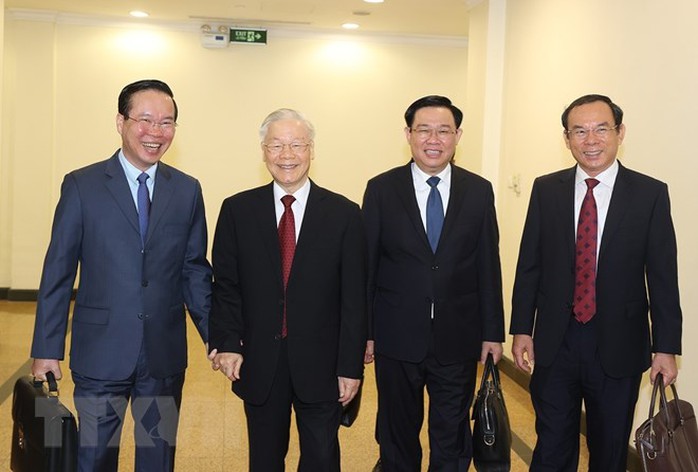 Tổng Bí thư Nguyễn Phú Trọng chủ trì Hội nghị Trung ương giữa nhiệm kỳ khóa XIII - Ảnh 9.