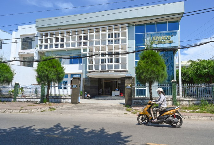 Bắt 2 cựu giám đốc Công ty Cấp thoát nước Kiên Giang- Ảnh 1. Bắt 2 cựu giám đốc Công ty Cấp thoát nước Kiên Giang- Ảnh 1.