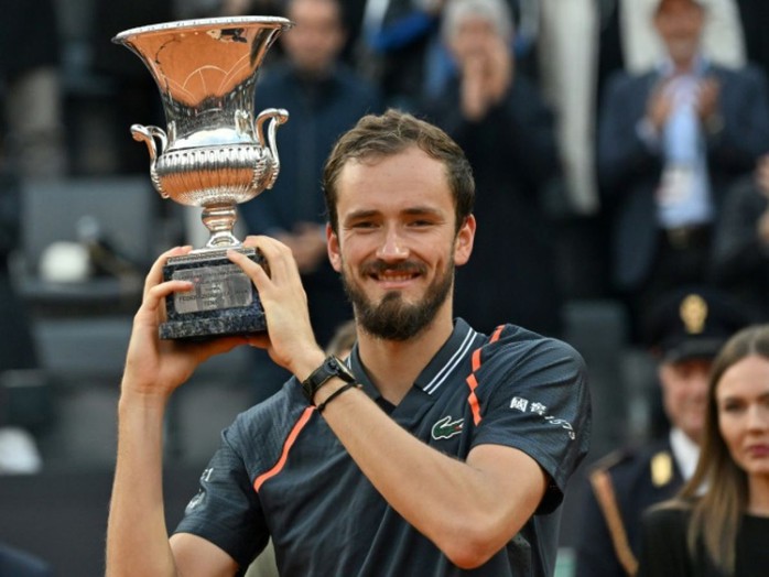 Medvedev vô địch Rome Masters 2023, Novak Djokovic rơi xuống vị trí thứ 3 thế giới - Ảnh 3.
