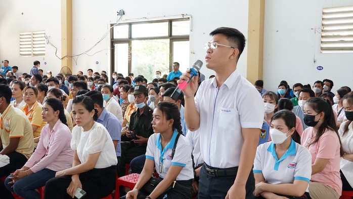 Lãnh đạo tỉnh Sóc Trăng yêu cầu giải quyết kiến nghị chính đáng của công nhân - Ảnh 3.