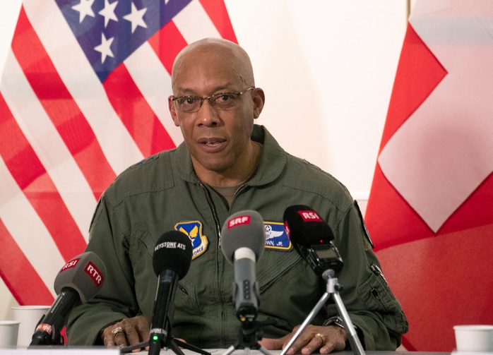 Mỹ: Lý do tướng da màu làm tổng chỉ huy quân đội - Ảnh 1.