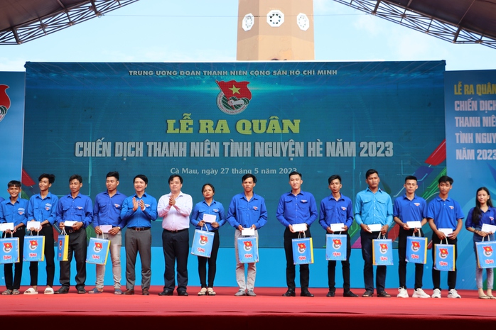Nhiều hoạt động ý nghĩa của Phó Chủ tịch nước Võ Thị Ánh Xuân tại Cà Mau - Ảnh 9.