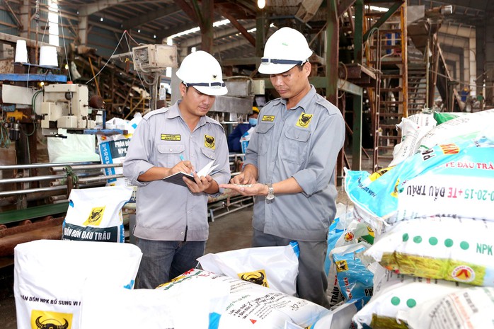 Người lao động ở Công ty Bình Điền đoàn kết nỗ lực vượt qua khó khăn thách thức - Ảnh 5.