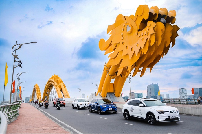 Dàn xe điện hút mọi ánh nhìn tại cuộc thi VinFast IRONMAN 70.3 Việt Nam 2023 - Ảnh 3. Dàn xe điện hút mọi ánh nhìn tại cuộc thi VinFast IRONMAN 70.3 Việt Nam 2023 - Ảnh 3.