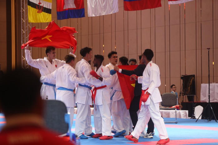 Karate được thưởng nóng sau khi vượt chỉ tiêu tại SEA Games 32 - Ảnh 4.