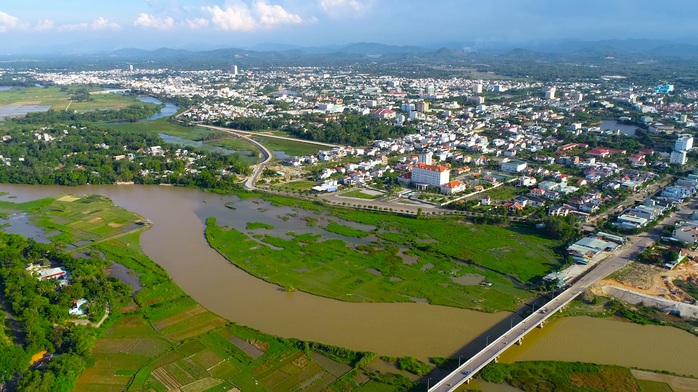 Quảng Nam cân nhắc lại chủ trương sáp nhập Tam Kỳ, Phú Ninh, Núi Thành - Ảnh 1.