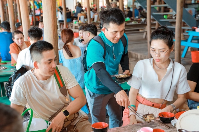 Choáng ngợp những thái cực du lịch đa sắc ở thiên đường hoang sơ Phú Quốc - Ảnh 8. Choáng ngợp những thái cực du lịch đa sắc ở thiên đường hoang sơ Phú Quốc - Ảnh 8.
