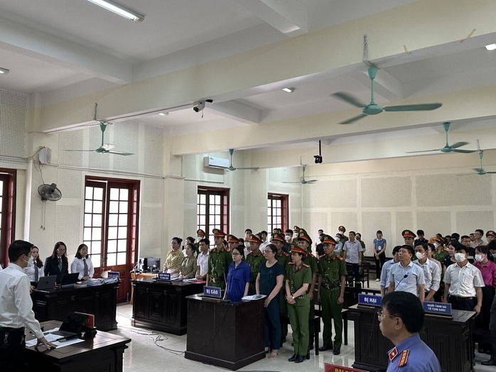 Xử phúc thẩm cựu giám đốc trung tâm giáo dục ở Nghệ An: Bị cáo kêu oan - Ảnh 3.