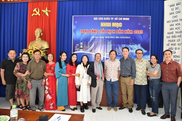 Nghệ sĩ sân khấu TP HCM lên Đà Lạt mở trại sáng tác - Ảnh 2.