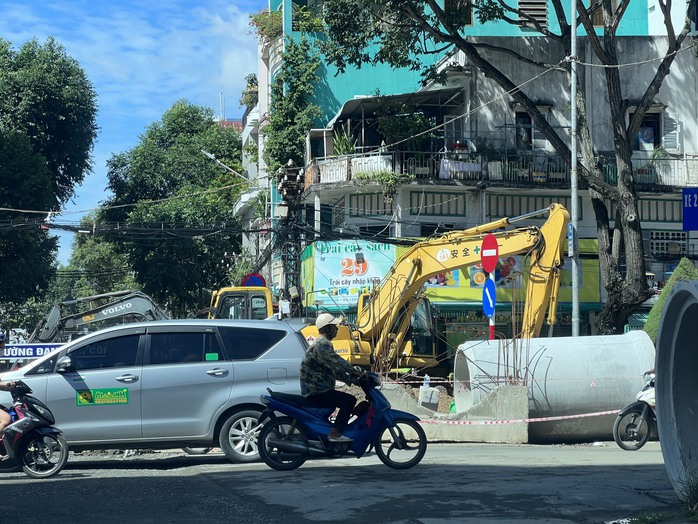 Cần Thơ ra tối hậu thư chấn chỉnh việc đào đường - Ảnh 8.