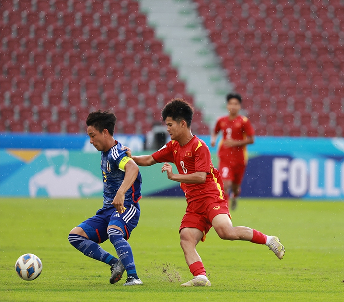 U17 Asian Cup: Thua đậm Nhật Bản, U17 Việt Nam còn ít cơ hội đi tiếp - Ảnh 3.