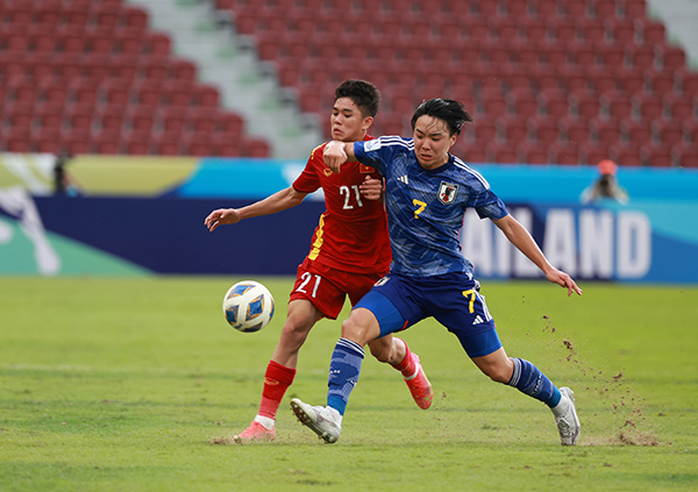U17 Asian Cup: Thua đậm Nhật Bản, U17 Việt Nam còn ít cơ hội đi tiếp - Ảnh 1.