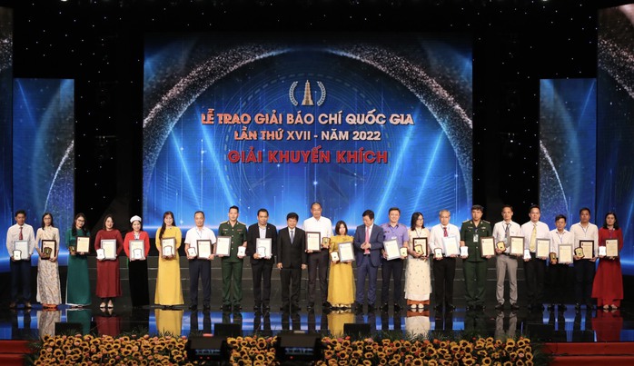 Báo Người Lao Động đoạt 2 Giải báo chí Quốc gia lần thứ XVII - năm 2022 - Ảnh 6.