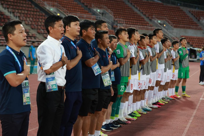 U17 Asian Cup 2023: U17 Việt Nam rời giải với 1 điểm, chót bảng - Ảnh 5.