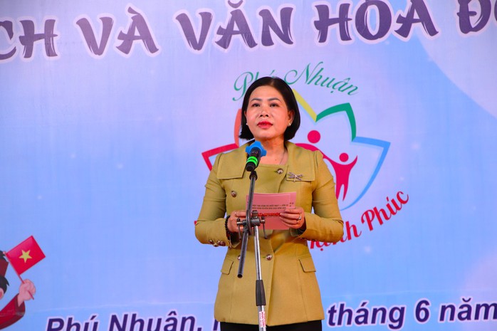 Tuyên dương 91 gia đình hạnh phúc tiêu biểu ở quận Phú Nhuận, TP HCM - Ảnh 1.