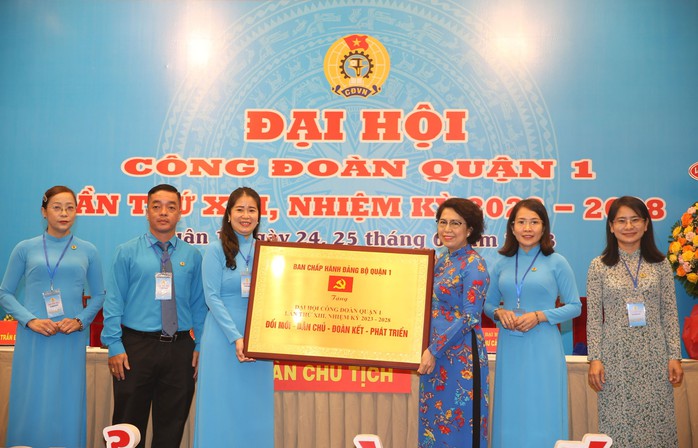 Quận 1: Phấn đấu 75% doanh nghiệp ký thỏa ước lao động tập thể - Ảnh 2.