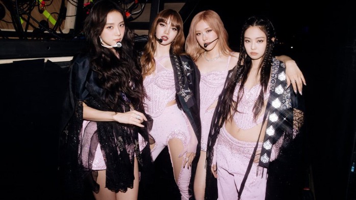 BlackPink bất ngờ công bố biểu diễn tại Hà Nội - Ảnh 3.