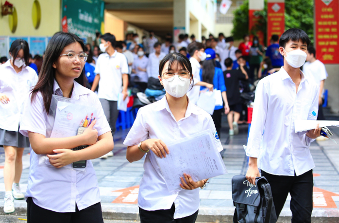 Thêm nghi vấn lộ đề môn toán sau đề ngữ văn, Bộ GD-ĐT nói gì? - Ảnh 3.