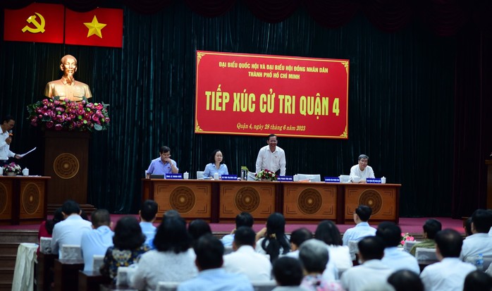 Chủ tịch Phan Văn Mãi: TP HCM sẽ lập Ban Chỉ đạo thực hiện Nghị quyết mới - Ảnh 1.
