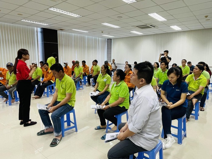 Thú vị buổi tập huấn kỹ năng sơ cấp cứu cho người lao động tại VWS - Ảnh 1.