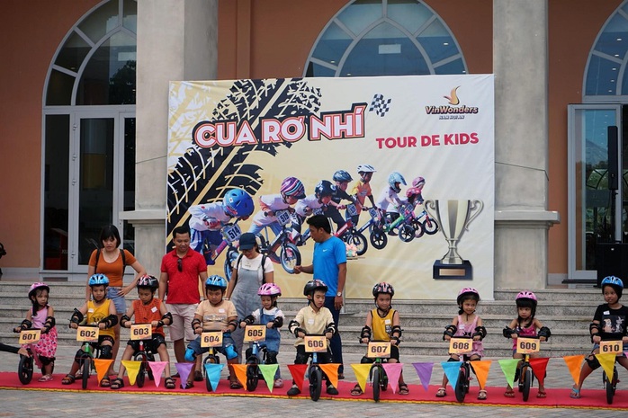 Những dấu ấn rực rỡ khai mạc Tuần lễ Quốc tế thiếu nhi WonderFest 2023 - Ảnh 8. Những dấu ấn rực rỡ khai mạc Tuần lễ Quốc tế thiếu nhi WonderFest 2023 - Ảnh 8.
