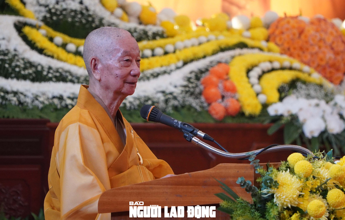 Tưởng niệm 60 năm Bồ tát Thích Quảng Đức vị pháp thiêu thân - Ảnh 4. Tưởng niệm 60 năm Bồ tát Thích Quảng Đức vị pháp thiêu thân - Ảnh 4.