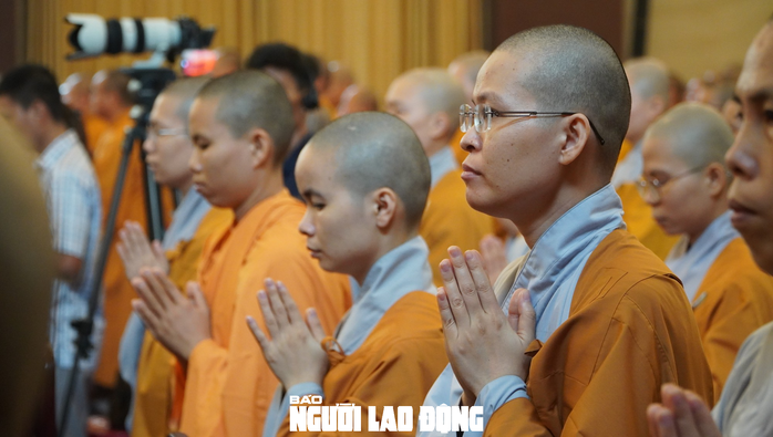 Tưởng niệm 60 năm Bồ tát Thích Quảng Đức vị pháp thiêu thân - Ảnh 7. Tưởng niệm 60 năm Bồ tát Thích Quảng Đức vị pháp thiêu thân - Ảnh 7.