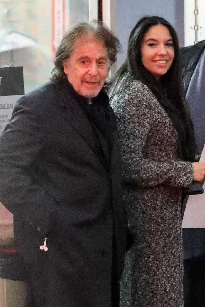 Bố già” Al Pacino thấy đặc biệt khi có con ở tuổi 83