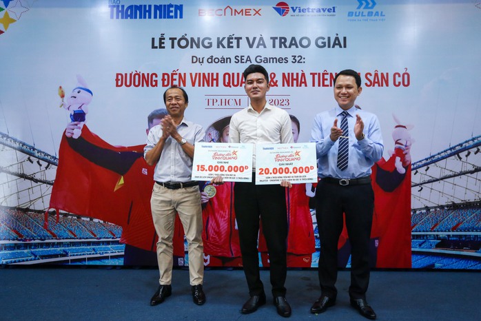 Hào hứng trao giải dự đoán SEA Games 32 - Ảnh 2.