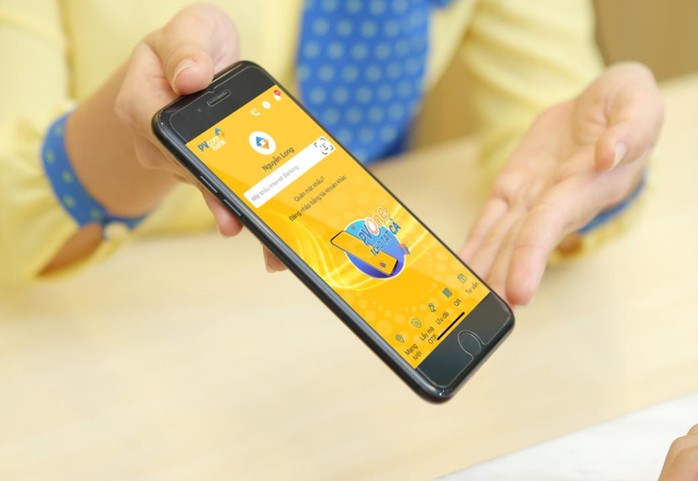 10.000 quà tặng tiền mặt dành cho khách hàng gửi tiết kiệm tại PVcomBank - Ảnh 2.