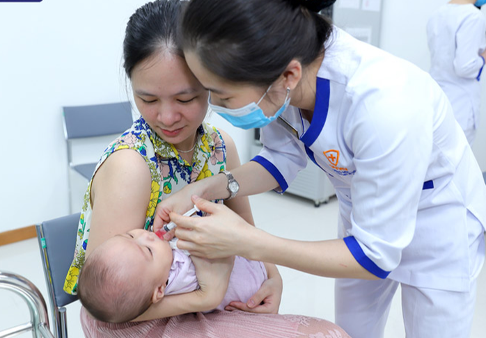 Lộ trình 4 loại vắc-xin mới được đưa vào tiêm chủng miễn phí - Ảnh 1.