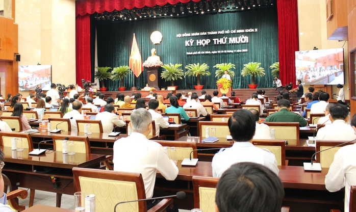 HĐND TP HCM vừa thông qua nghị quyết về triển khai thực hiện Nghị quyết 98 - Ảnh 3.