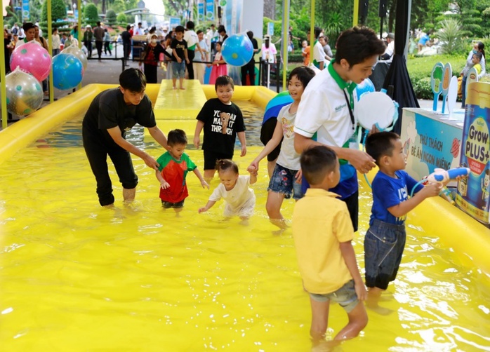 Hàng ngàn trẻ em hứng khởi khám phá hè sôi động tại Thảo Cầm Viên - Ảnh 5.
